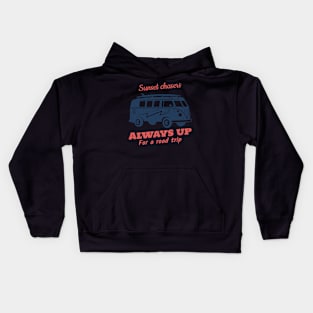 Sunset Chasers-Vintage Look Kids Hoodie